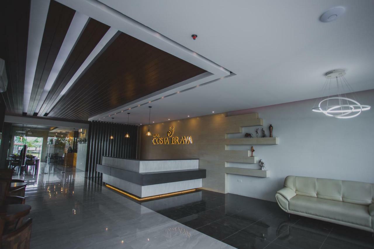 Hotel Costa Brava Tacloban Exterior foto